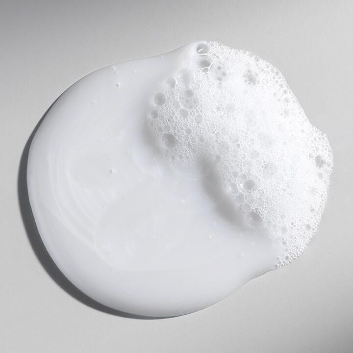 BOOSTING УПЛЪТНЯВАЩ ШАМПОАН